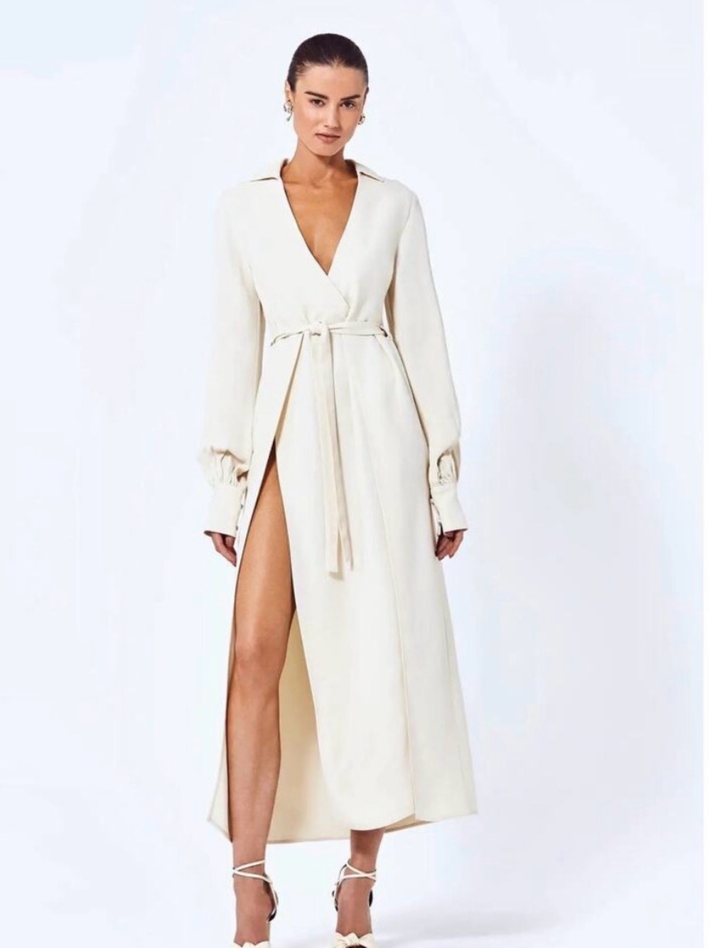 Alexis Ivory Shey Satin Side Slits Crepe Style V-Neckline Dress size XS